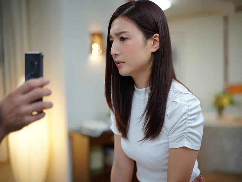 Vợ lén lút bị ông xã bắt quả tang và cái kết jav