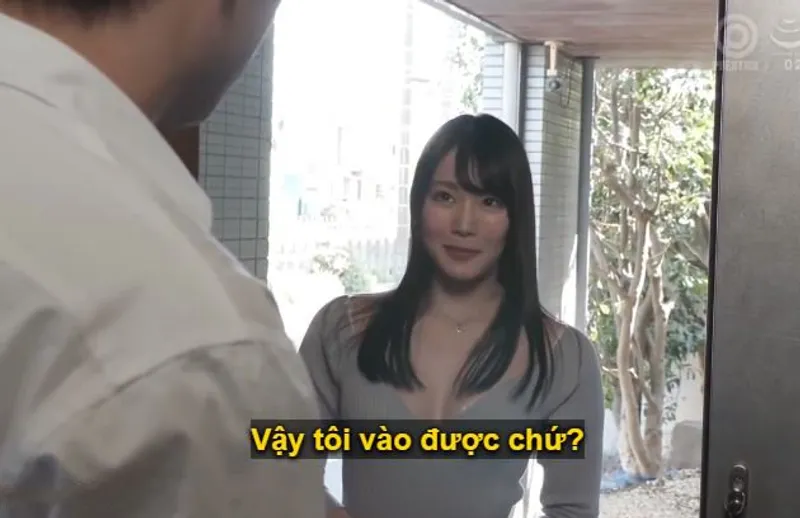 Người anh giàu có bị cô em hàng xóm xinh đẹp, đã lập gia đình với chồng mới dọn về, chủ động dụ dỗ quan hệ.